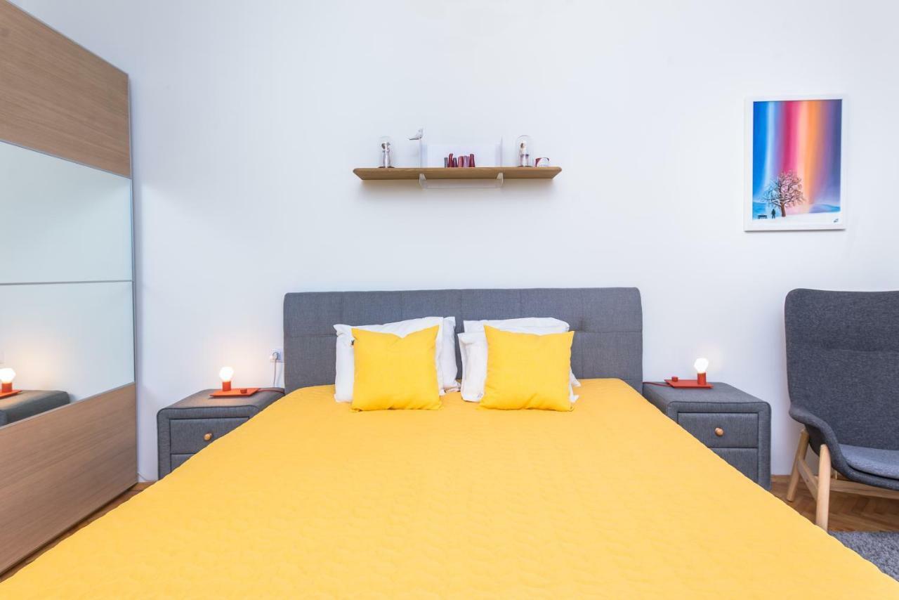 Designer & Luxurious, Business, One Bedroom Apartment In Top Central Sofia By Flat Mаnager ภายนอก รูปภาพ