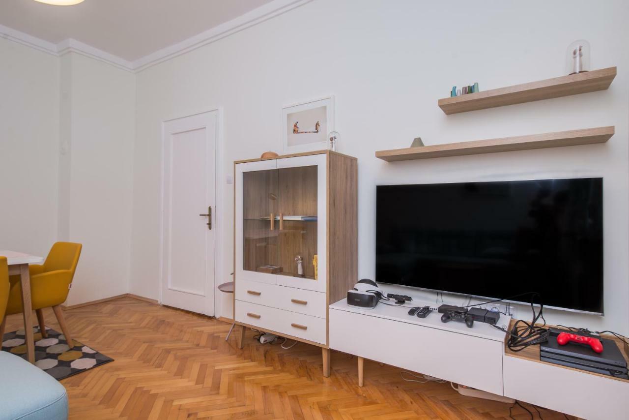 Designer & Luxurious, Business, One Bedroom Apartment In Top Central Sofia By Flat Mаnager ภายนอก รูปภาพ